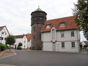 Tanzhof, Turnplatz & Wasserturm Berstadt