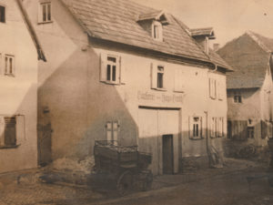 Kellergasse (Hausnummer 1 und 2)